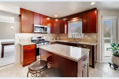 27W439 Chartwell Drive, Winfield, IL 60190 - Photo 8