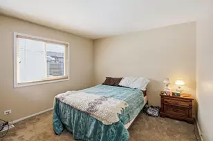 7907 W Kingston Dr, Frankfort, IL 60423 - Photo 10