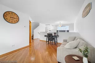 632 Spring Leaf Dr, Joliet, IL 60431 - Photo 8