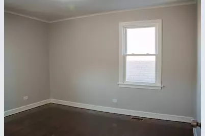 [Address not provided], Chicago, IL 60629 - Photo 10