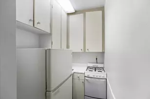 3727 N Pine Grove Ave, Chicago, IL 60613 - Photo 6