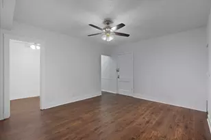 3727 N Pine Grove Ave, Chicago, IL 60613 - Photo 4