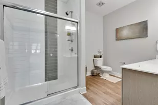 18w070 Royce Blvd, Oakbrook Terrace, IL 60181 - Photo 10