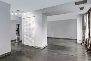 230 E Ontario St, Chicago, IL 60611 - Photo 10