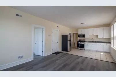 [Address not provided], Berwyn, IL 60402 - Photo 10