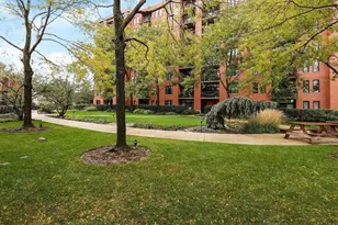 3232 N Halsted St, Chicago, IL 60657 - Photo 14