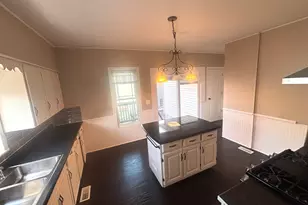 619 N Broadway St, Joliet, IL 60435 - Photo 6