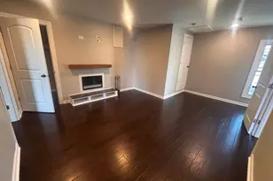 619 N Broadway St, Joliet, IL 60435 - Photo 22