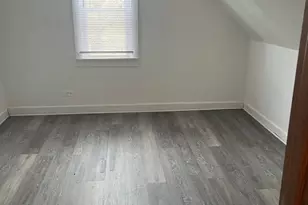 6918 Garden Ln, Bridgeview, IL 60455 - Photo 8