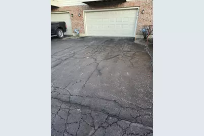 5220 Cobblers Crossing, McHenry, IL 60050 - Photo 4