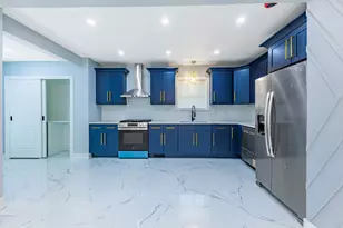 9356 S Manistee Ave, Chicago, IL 60617 - Photo 6