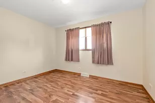 13748 Le Claire Ave, Crestwood, IL 60418 - Photo 12