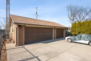 13748 Le Claire Ave, Crestwood, IL 60418 - Photo 28