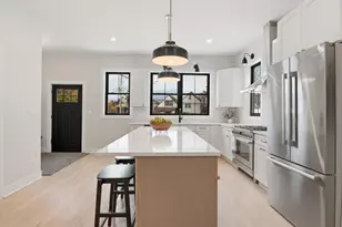 3309 N Whipple St, Chicago, IL 60618 - Photo 8