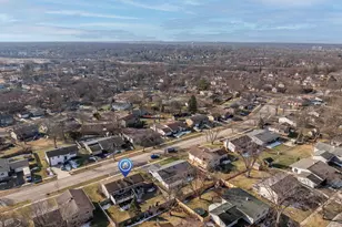 2422 Stonewall Ave, Woodridge, IL 60517 - Photo 32