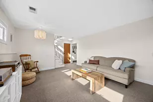 2422 Stonewall Ave, Woodridge, IL 60517 - Photo 18