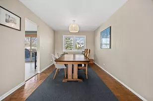 2422 Stonewall Ave, Woodridge, IL 60517 - Photo 8