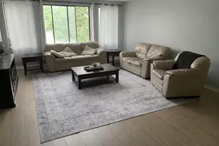 110 S Dunton Ave, Arlington Heights, IL 60005 - Photo 2