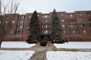 110 S Dunton Ave, Arlington Heights, IL 60005 - Photo 1