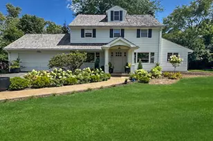 1489 N Sheridan Rd, Lake Forest, IL 60045 - Photo 2