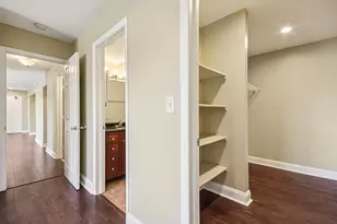 108 Mullingar Ct, Schaumburg, IL 60193 - Photo 12