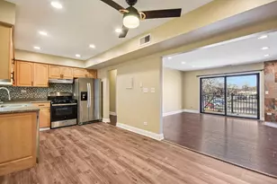 108 Mullingar Ct, Schaumburg, IL 60193 - Photo 6