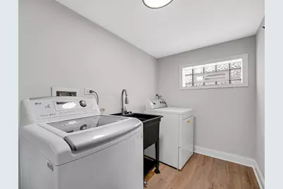 2250 E 92nd Place, Chicago, IL 60617 - Photo 18