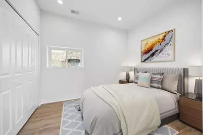 2741 W Belmont Avenue #1, Chicago, IL 60618 - Photo 8