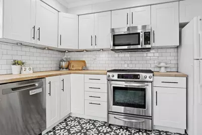 820 Cherry Street, Wheaton, IL 60187 - Photo 8