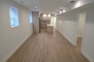 2741 W Belmont Ave, Chicago, IL 60618 - Photo 2