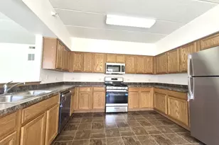 16610 Liberty Cir, Orland Park, IL 60467 - Photo 6