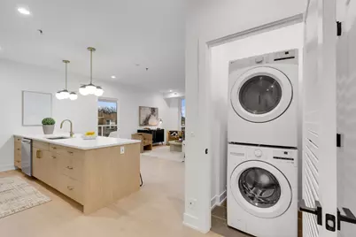 3204 N Kostner Avenue #505, Chicago, IL 60641 - Photo 10