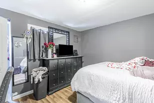 210 Southgate Ave, Chicago Heights, IL 60411 - Photo 8