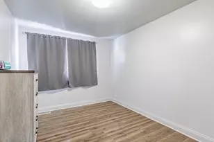 210 Southgate Ave, Chicago Heights, IL 60411 - Photo 22