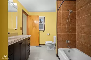 2750 E Riverview Dr, Kankakee, IL 60901 - Photo 18