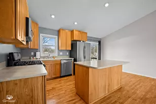 180 Karen Dr, Bourbonnais, IL 60914 - Photo 6