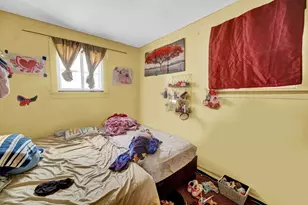 37 W 36th Pl, Steger, IL 60475 - Photo 8