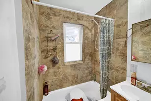 37 W 36th Pl, Steger, IL 60475 - Photo 4