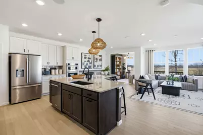 2752 Preserve Circle #13006, Aurora, IL 60502 - Photo 2