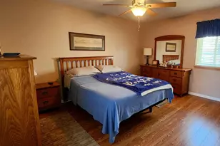 328 Wellington Ave, Elk Grove Village, IL 60007 - Photo 8