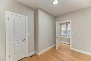 7944 S Ellis Ave, Chicago, IL 60619 - Photo 14