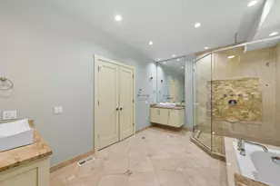 4029 S Ellis Ave, Chicago, IL 60653 - Photo 6