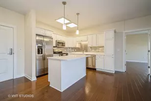 2150 Founders Dr, Northbrook, IL 60062 - Photo 2