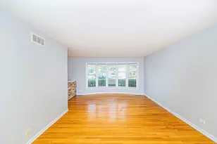 1767 E Cree Ln, Mount Prospect, IL 60056 - Photo 10