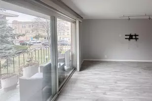 4730 N Kenneth Ave, Chicago, IL 60630 - Photo 4