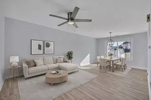 813 Kansas St, Carol Stream, IL 60188 - Photo 4