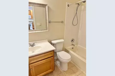 870 E Old Willow Road #261, Prospect Heights, IL 60070 - Photo 10