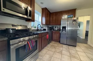 3406 W 74th St, Chicago, IL 60629 - Photo 12
