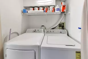 29 N Macgillis Dr, Round Lake, IL 60073 - Photo 18