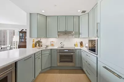 57 E Delaware Place #3904, Chicago, IL 60611 - Photo 4